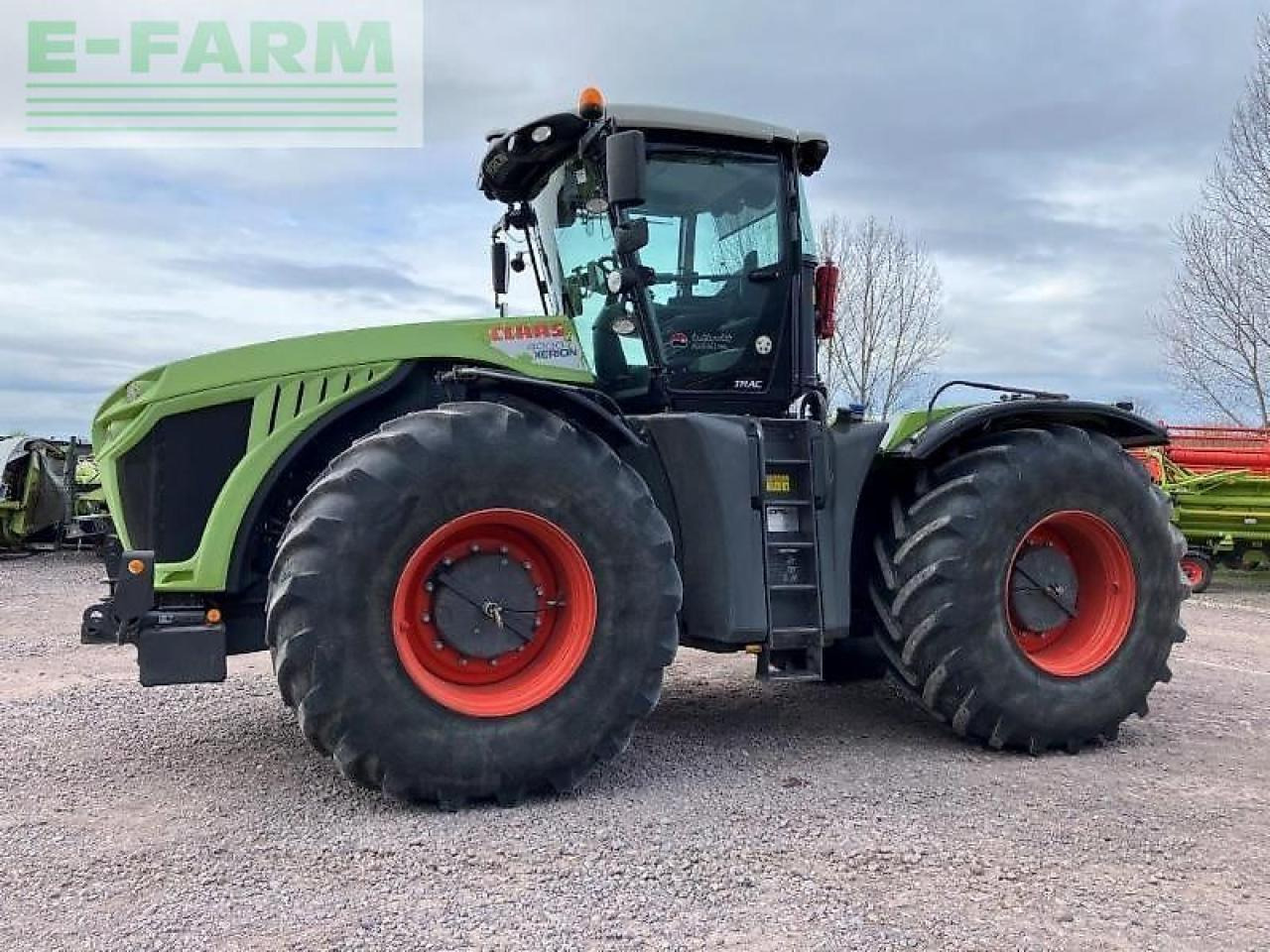 CLAAS xerion 4000 trac TRAC - Traktor: 1 kép. CLAAS xerion 4000 trac TRAC - Traktor: 1 kép.