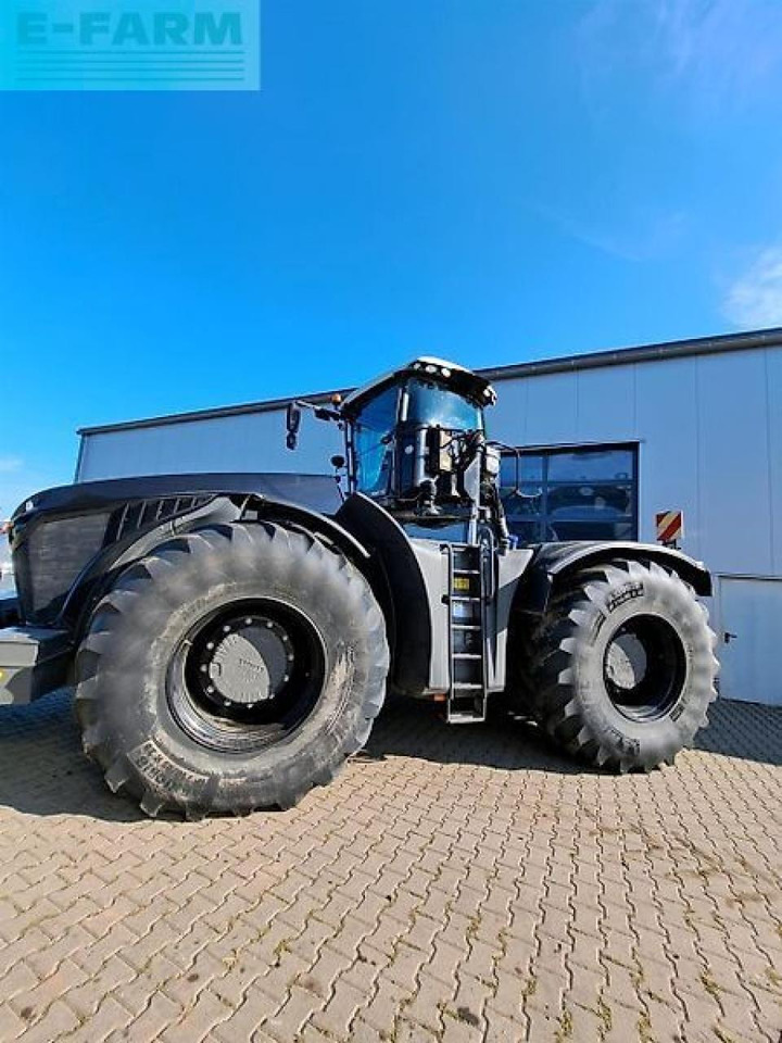 CLAAS xerion 4000 trac vc TRAC VC - Traktor: 5 kép. CLAAS xerion 4000 trac vc TRAC VC - Traktor: 5 kép.