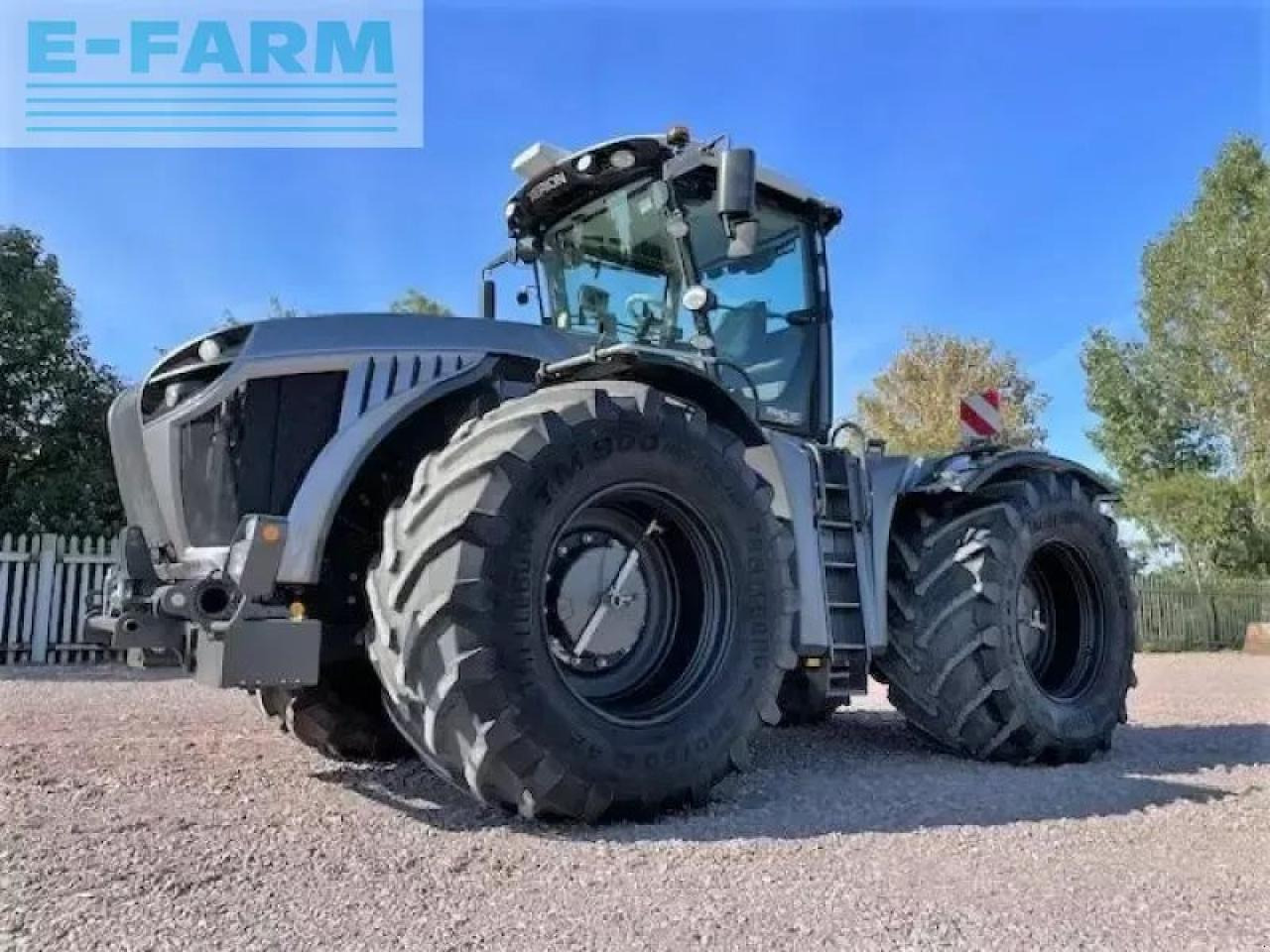 CLAAS xerion 4000 trac vc TRAC VC - Traktor: 3 kép. CLAAS xerion 4000 trac vc TRAC VC - Traktor: 3 kép.
