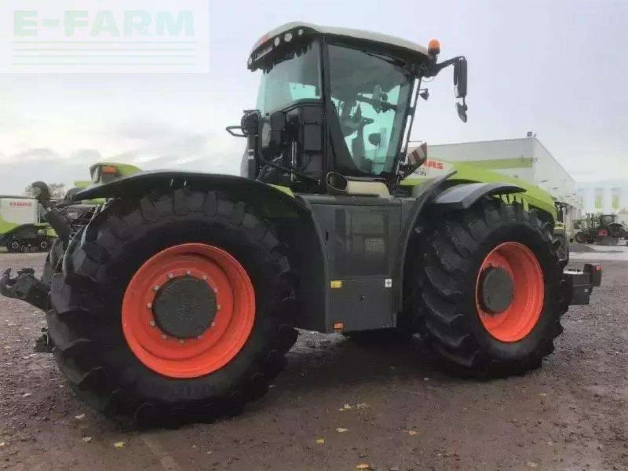 CLAAS xerion 4200 trac vc TRAC VC - Traktor: 5 kép. CLAAS xerion 4200 trac vc TRAC VC - Traktor: 5 kép.