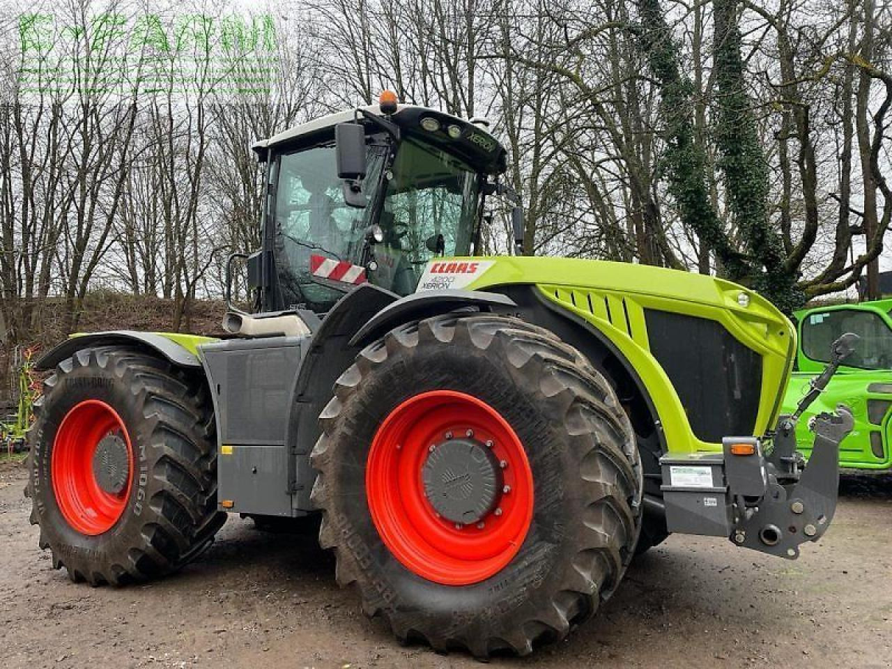 CLAAS xerion 4200 trac vc TRAC VC - Traktor: 4 kép. CLAAS xerion 4200 trac vc TRAC VC - Traktor: 4 kép.