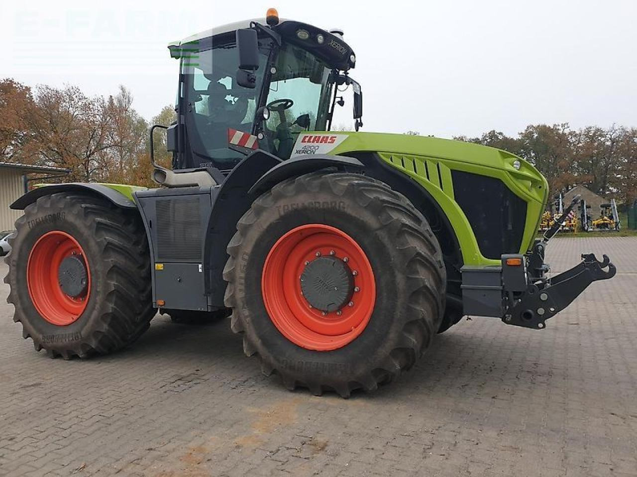 CLAAS xerion 4200 trac vc + rtk TRAC VC - Traktor: 3 kép. CLAAS xerion 4200 trac vc + rtk TRAC VC - Traktor: 3 kép.