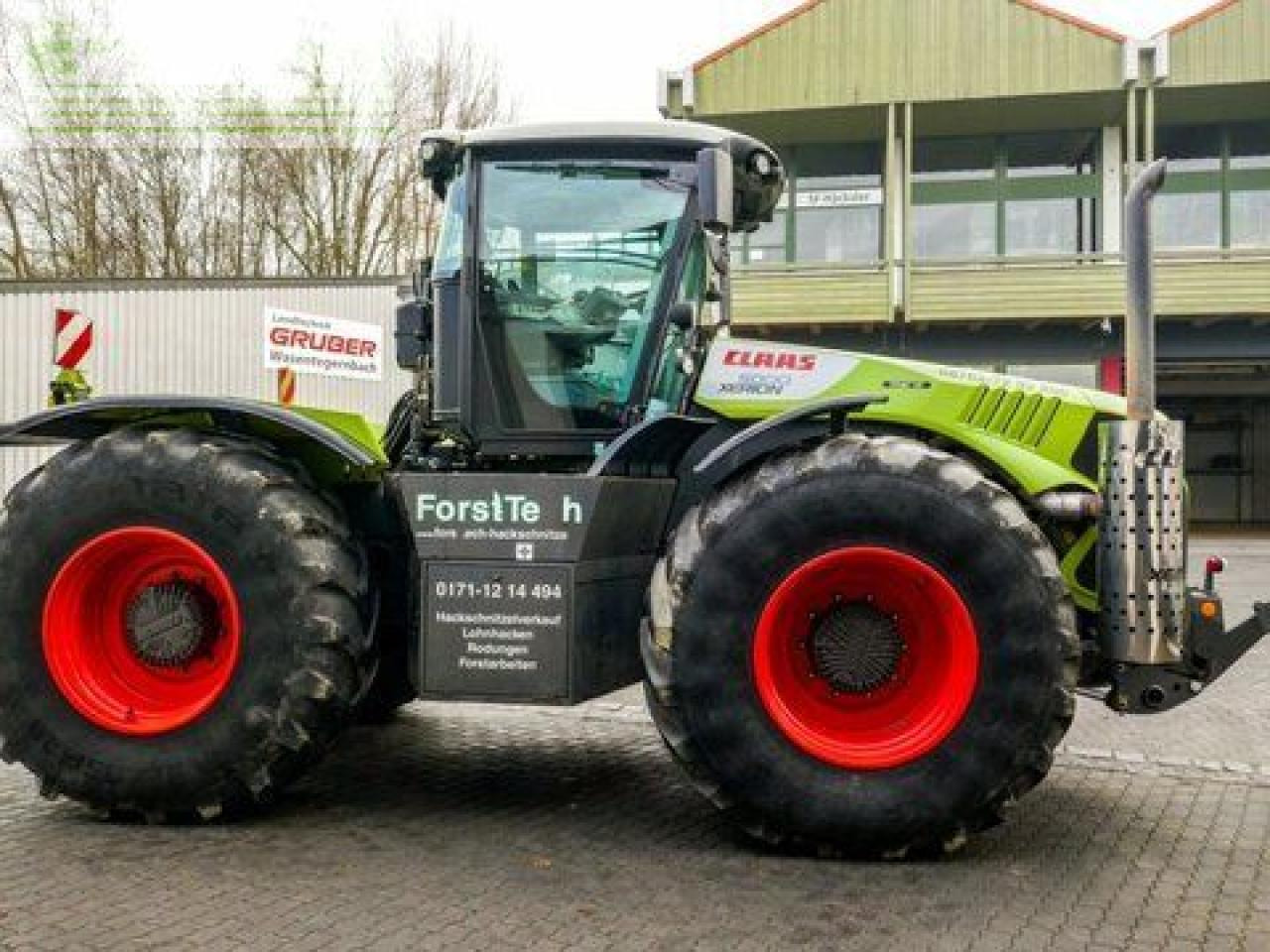 CLAAS xerion 4500 trac vc TRAC VC - Traktor: 4 kép. CLAAS xerion 4500 trac vc TRAC VC - Traktor: 4 kép.