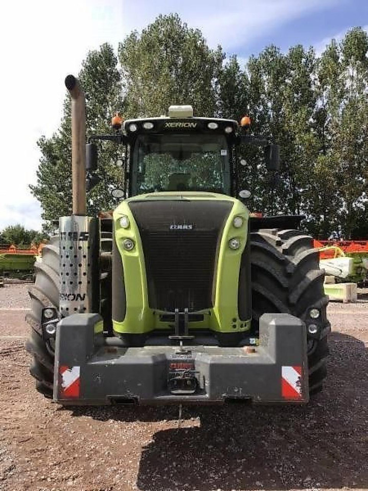 CLAAS xerion 5000 trac TRAC - Traktor: 2 kép. CLAAS xerion 5000 trac TRAC - Traktor: 2 kép.