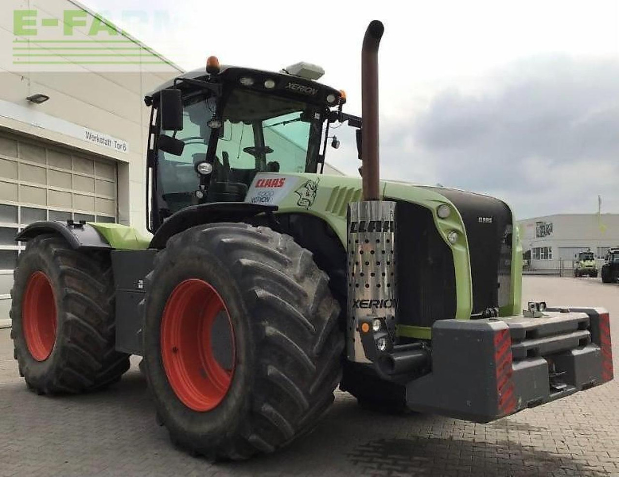 CLAAS xerion 5000 trac TRAC - Traktor: 3 kép. CLAAS xerion 5000 trac TRAC - Traktor: 3 kép.