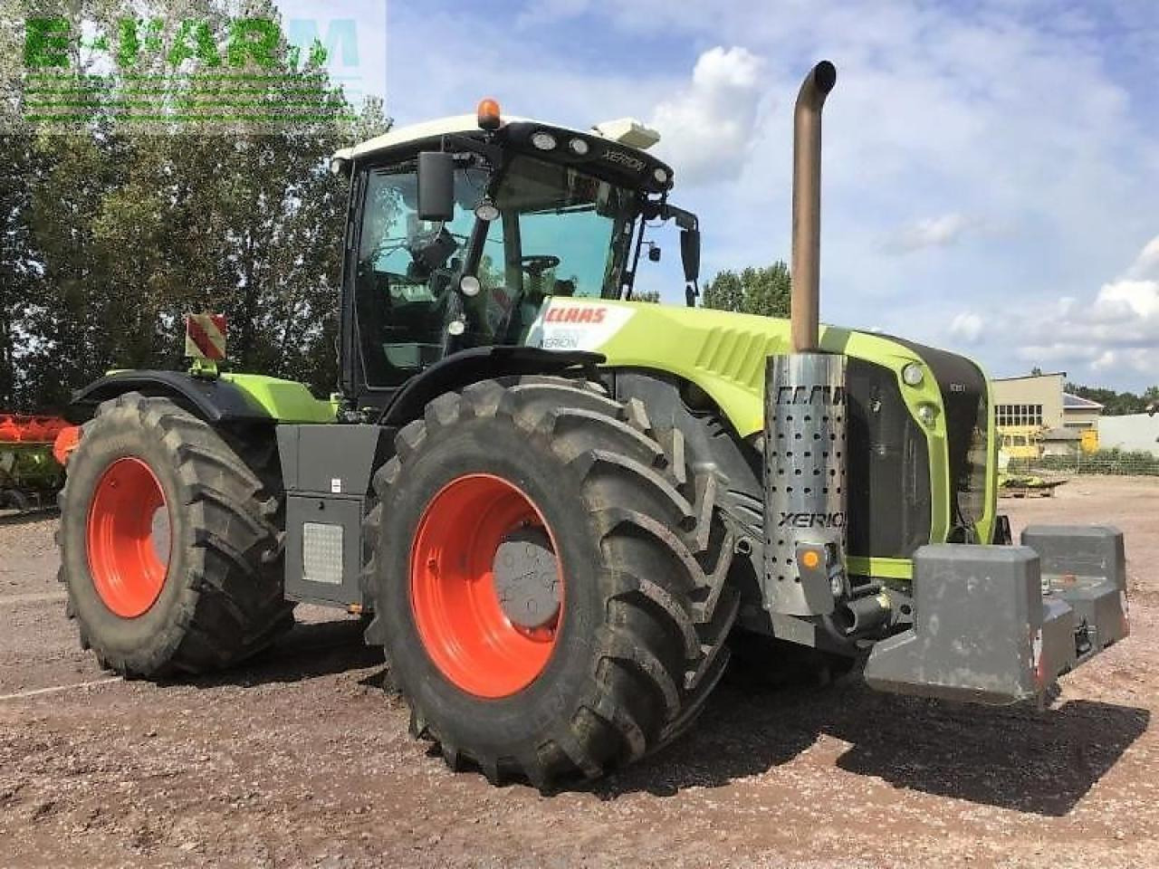 CLAAS xerion 5000 trac TRAC - Traktor: 3 kép. CLAAS xerion 5000 trac TRAC - Traktor: 3 kép.