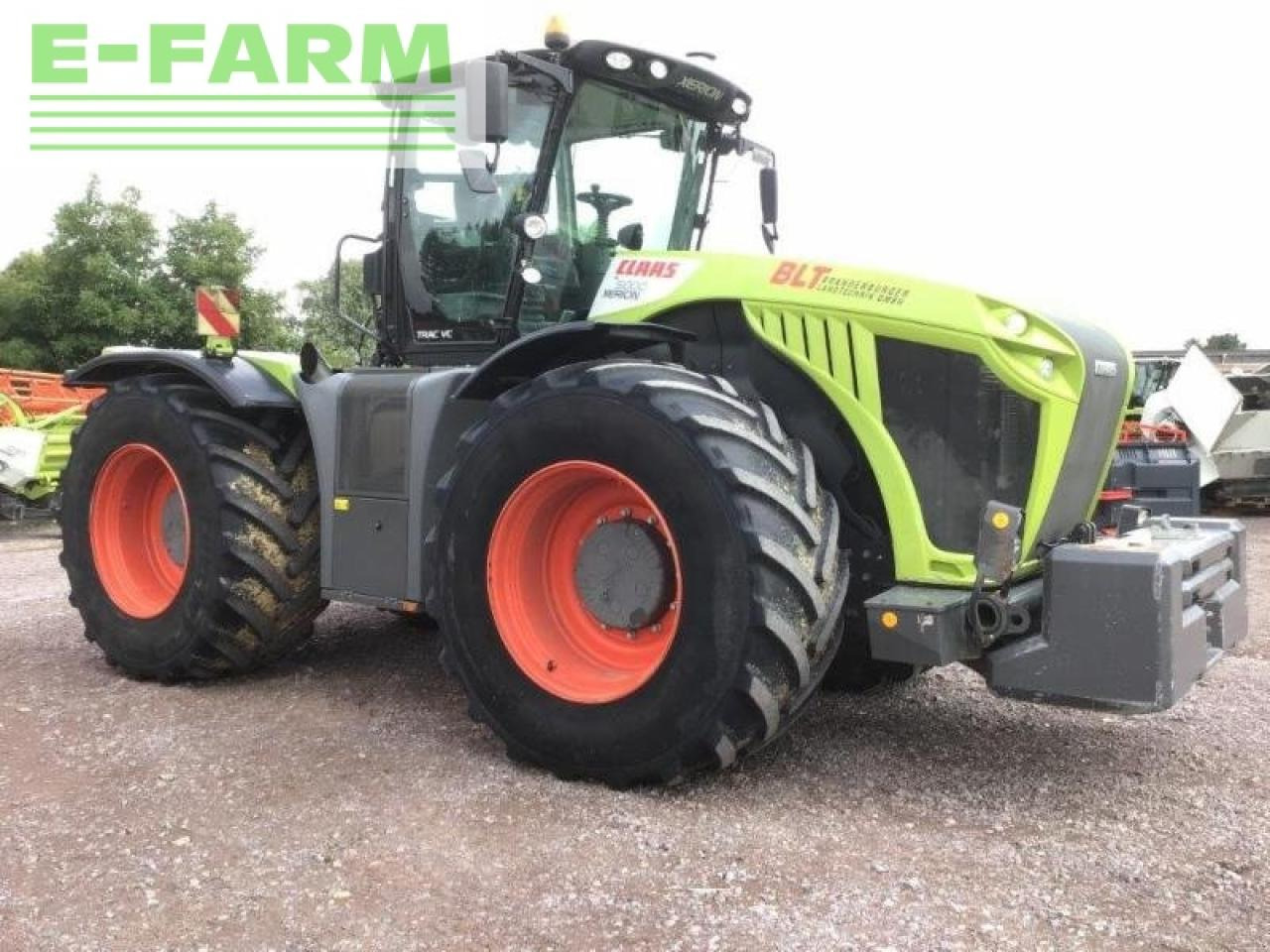 CLAAS xerion 5000 trac TRAC - Traktor: 3 kép. CLAAS xerion 5000 trac TRAC - Traktor: 3 kép.