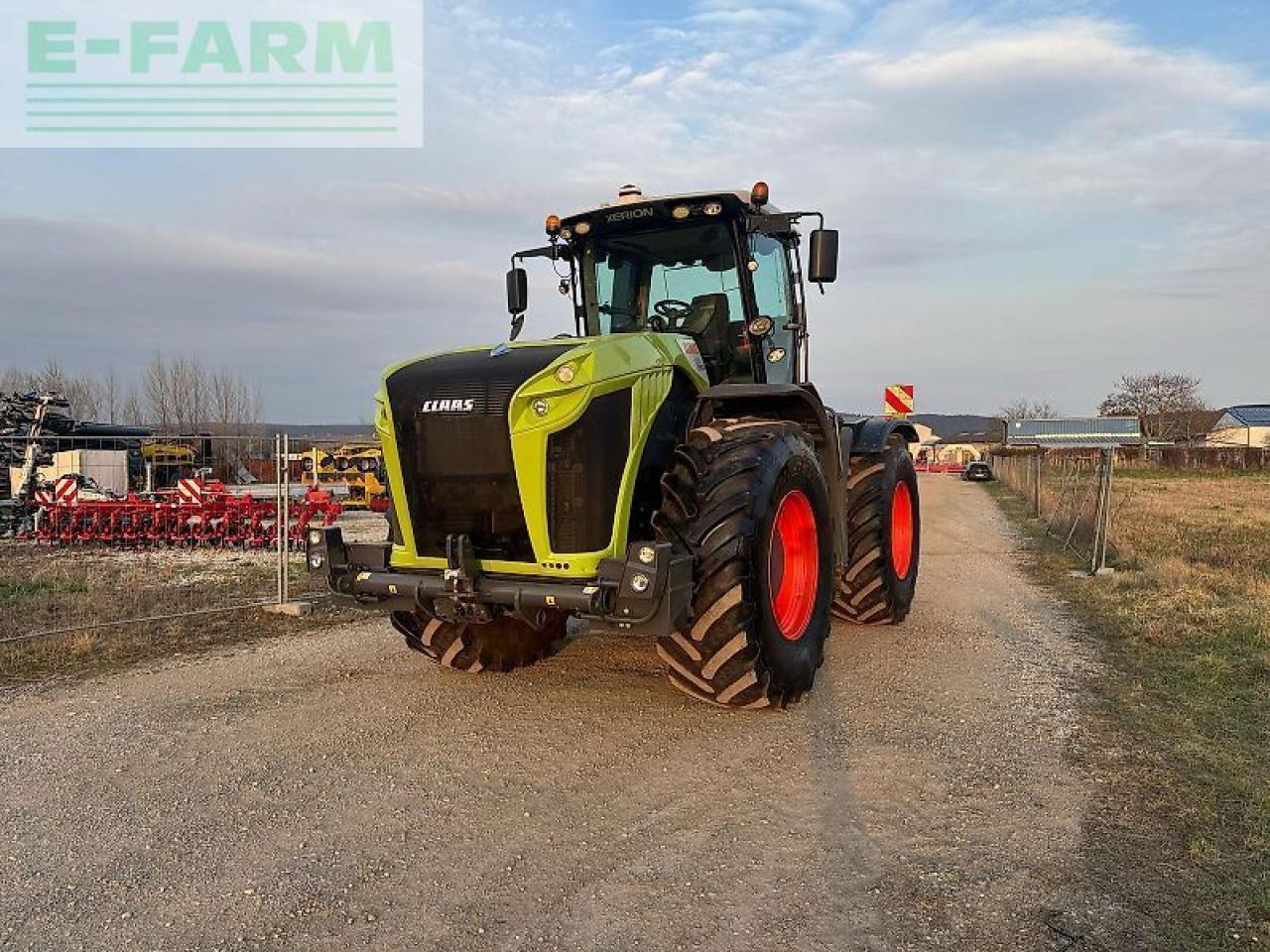 CLAAS xerion 5000 trac vc TRAC VC - Traktor: 1 kép. CLAAS xerion 5000 trac vc TRAC VC - Traktor: 1 kép.