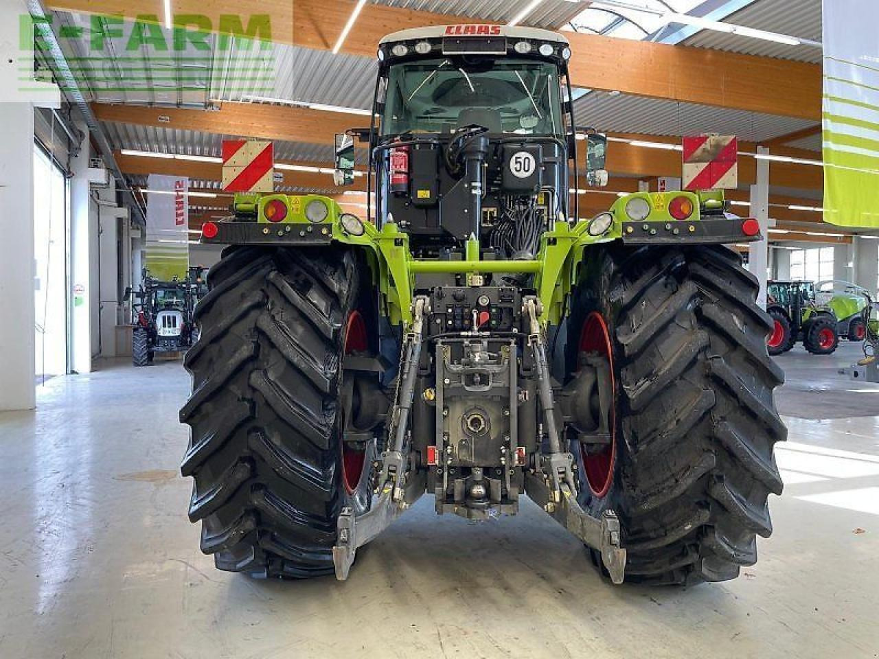CLAAS xerion 5000 trac vc TRAC VC - Traktor: 5 kép. CLAAS xerion 5000 trac vc TRAC VC - Traktor: 5 kép.