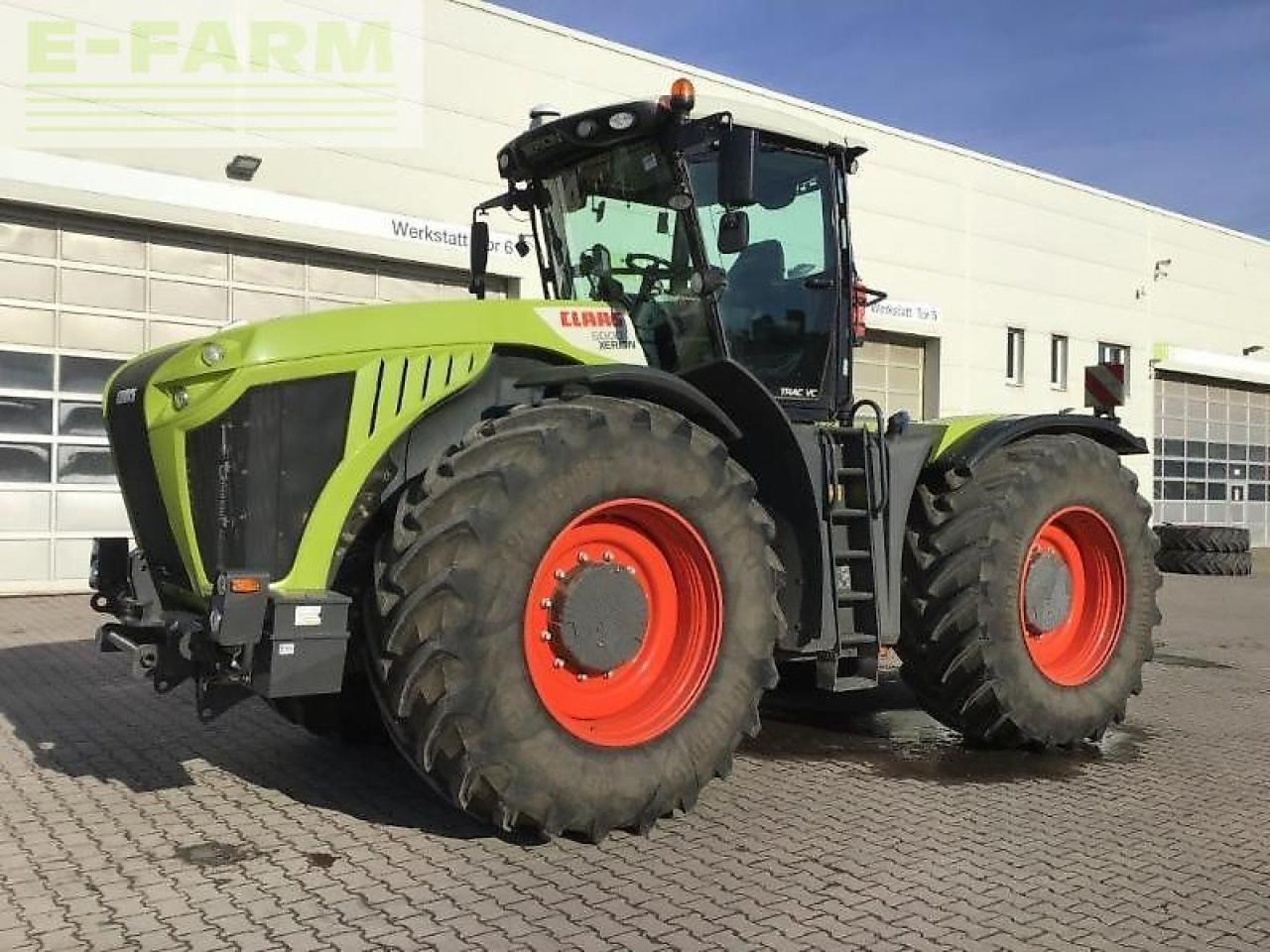 CLAAS xerion 5000 trac vc TRAC VC - Traktor: 1 kép. CLAAS xerion 5000 trac vc TRAC VC - Traktor: 1 kép.