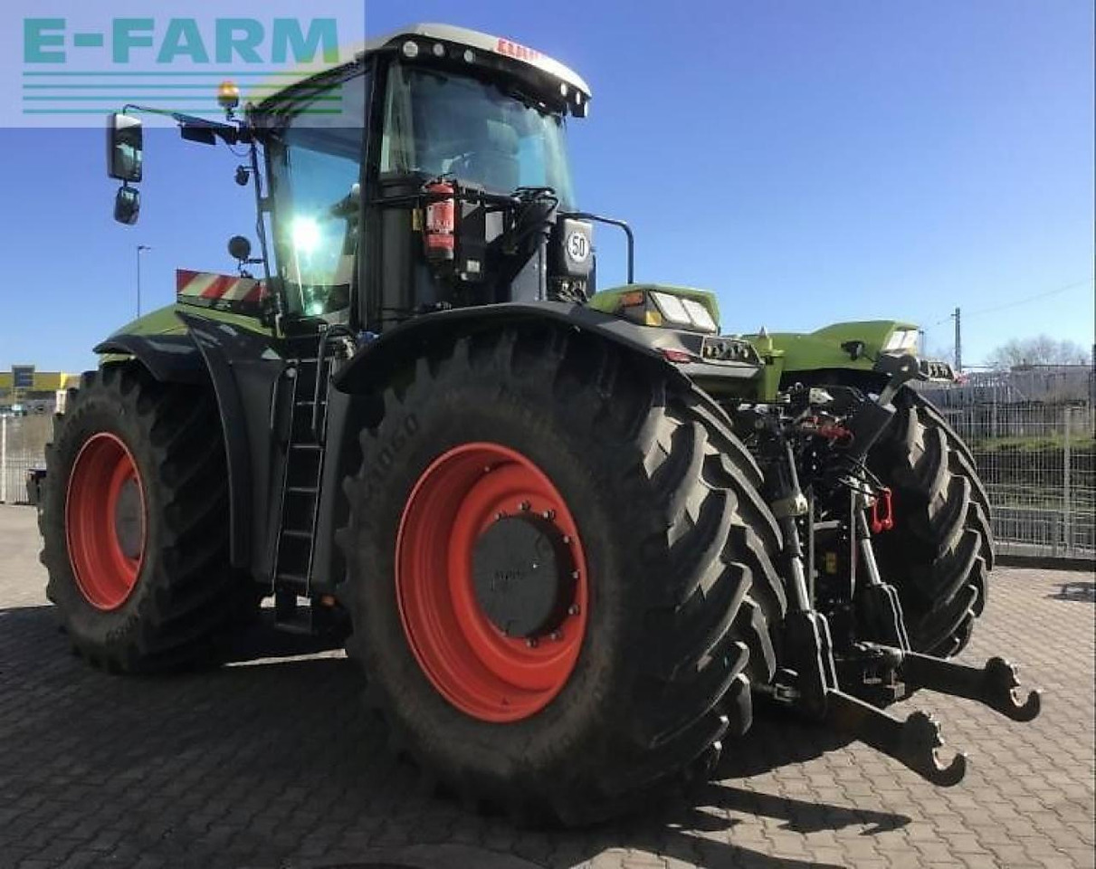 CLAAS xerion 5000 vc - Traktor: 4 kép. CLAAS xerion 5000 vc - Traktor: 4 kép.