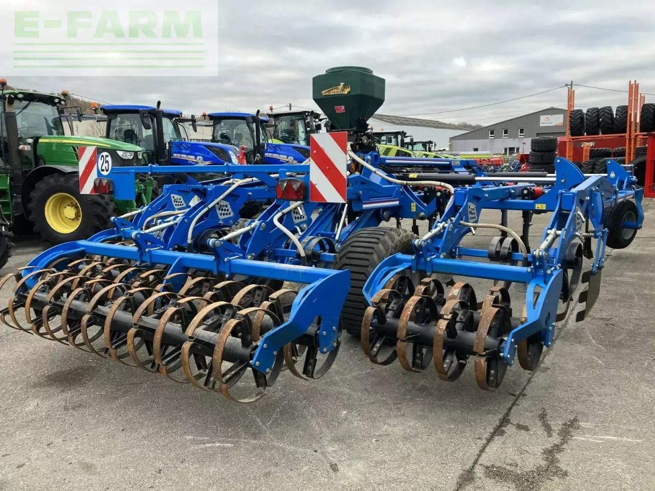 Carré dechaumeur onatar neo - Kultivátor: 4 kép. Carré dechaumeur onatar neo - Kultivátor: 4 kép.