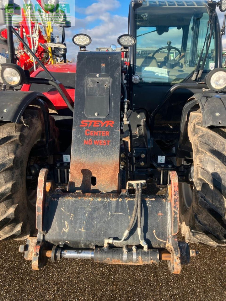 Case-IH 635 - Teleszkópos rakodó: 2 kép. Case-IH 635 - Teleszkópos rakodó: 2 kép.