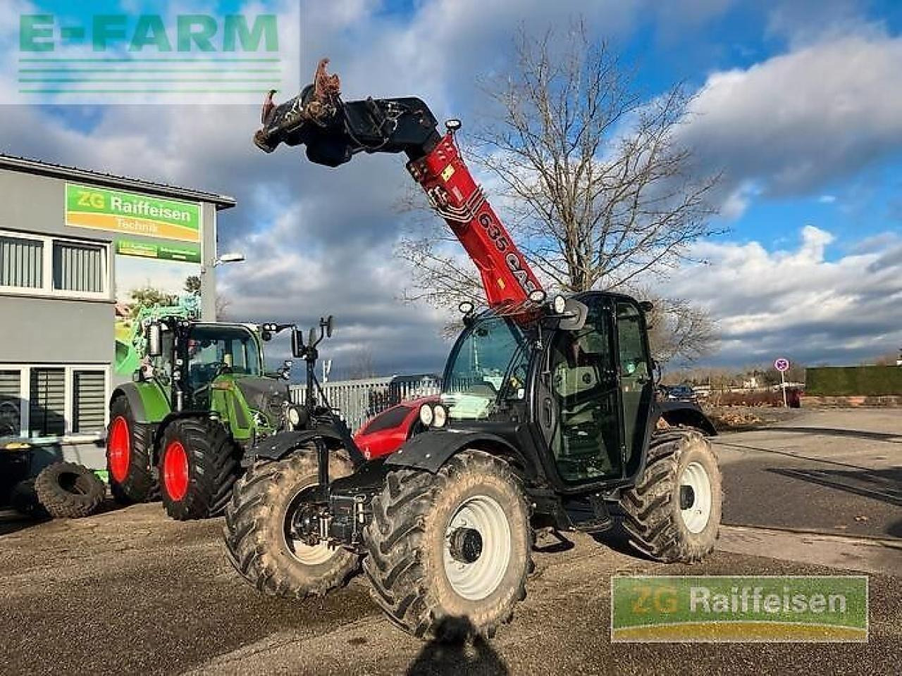 Case-IH 635 farmlift teleskopl - Traktor: 3 kép. Case-IH 635 farmlift teleskopl - Traktor: 3 kép.