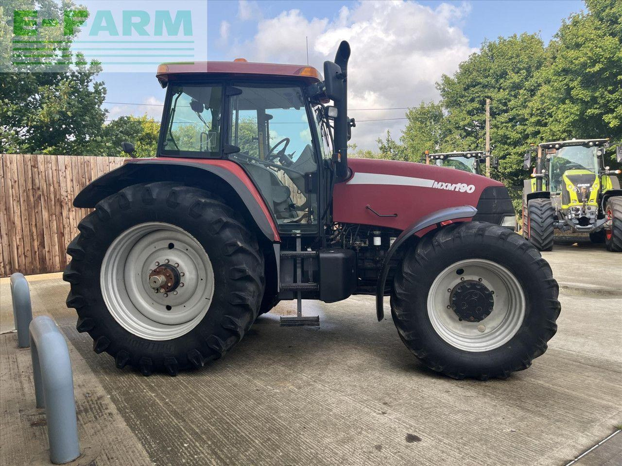 Case-IH MXM190 MAXXUM - Traktor: 4 kép. Case-IH MXM190 MAXXUM - Traktor: 4 kép.