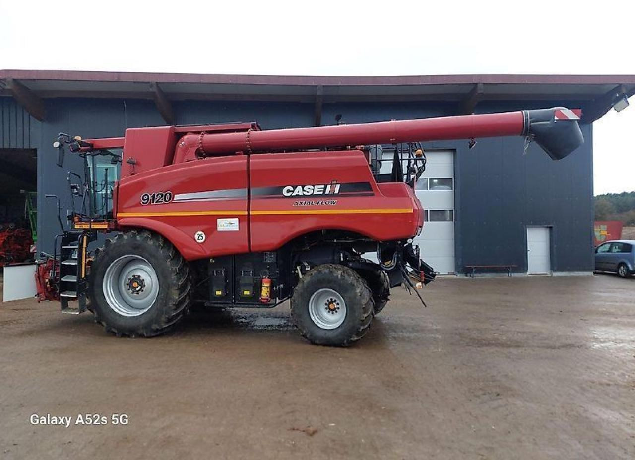 Case-IH axial 9120 - Kombájn: 5 kép. Case-IH axial 9120 - Kombájn: 5 kép.