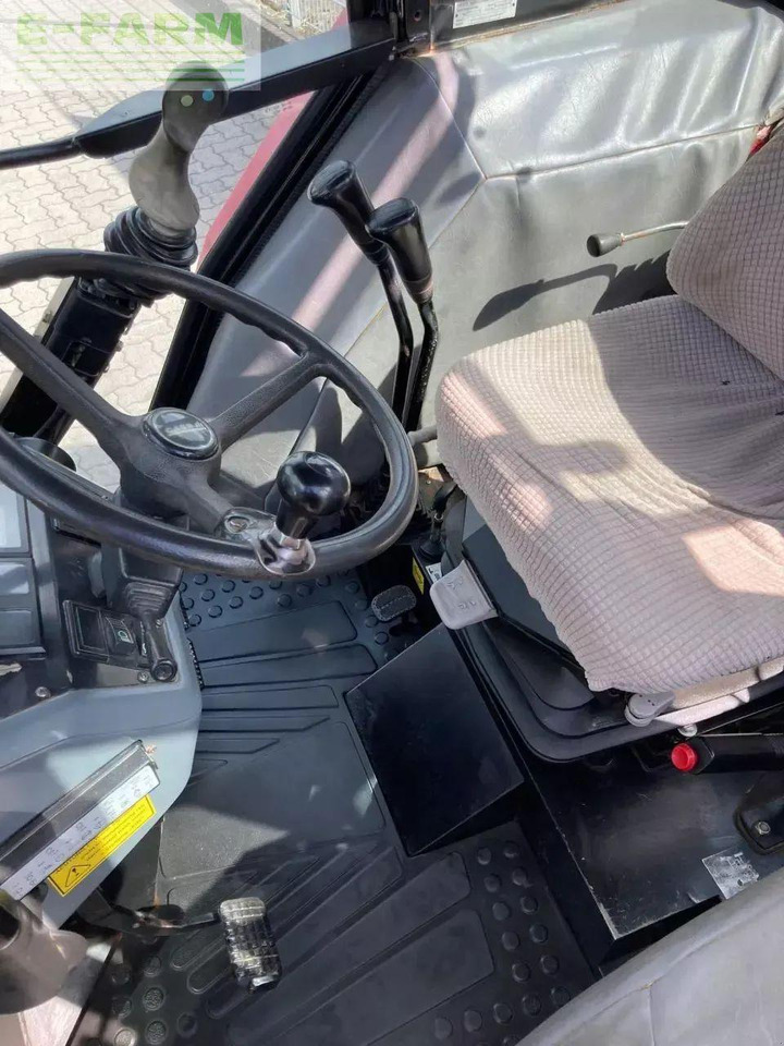 Traktor Case-IH cs 68: 6 kép. Traktor Case-IH cs 68: 6 kép.