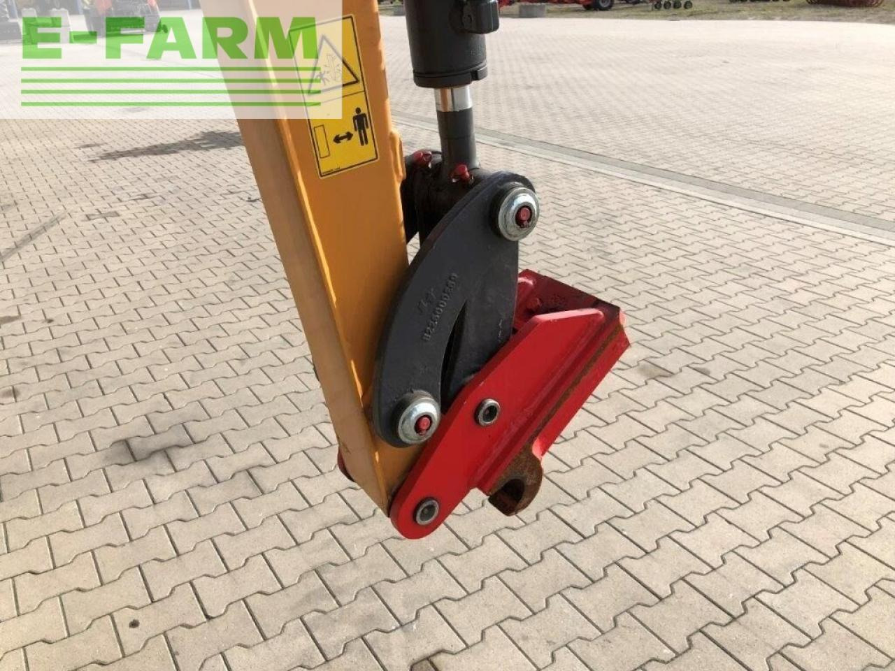 Case-IH cx 19d - stage-v - Minikotró: 3 kép. Case-IH cx 19d - stage-v - Minikotró: 3 kép.