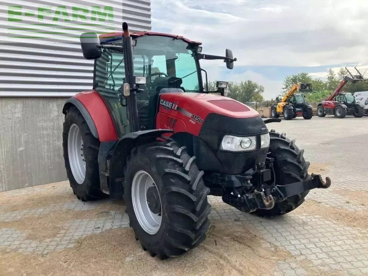 Case-IH farmall 115 u pro Pro - Traktor: 2 kép. Case-IH farmall 115 u pro Pro - Traktor: 2 kép.