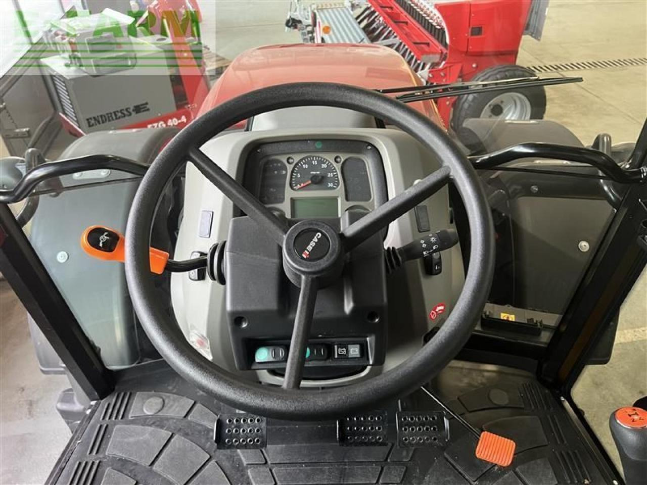 Case-IH farmall 65 a (stage v) - Traktor: 5 kép. Case-IH farmall 65 a (stage v) - Traktor: 5 kép.