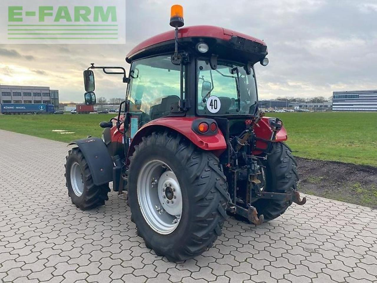 Traktor Case-IH farmall 75a: 7 kép.