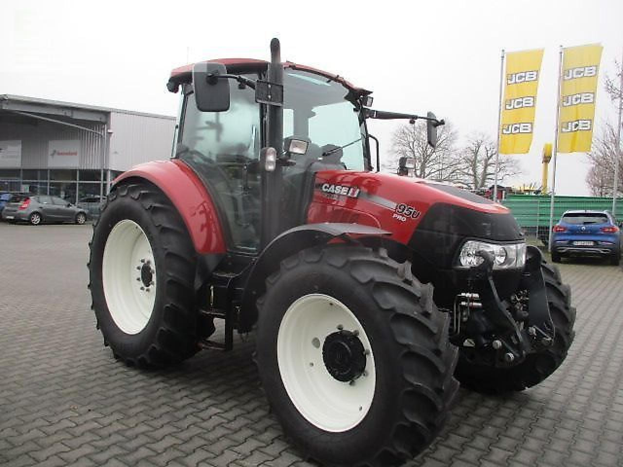 Case-IH farmall 95u pro Pro - Traktor: 5 kép. Case-IH farmall 95u pro Pro - Traktor: 5 kép.