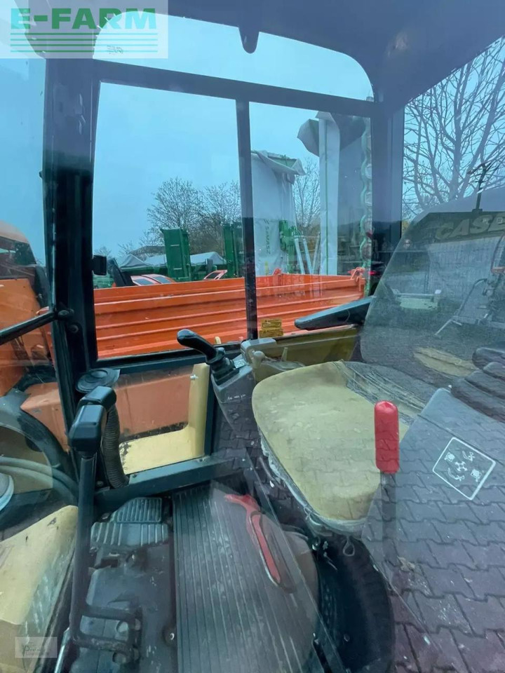 Case-IH maxi 31 - Minikotró: 5 kép. Case-IH maxi 31 - Minikotró: 5 kép.