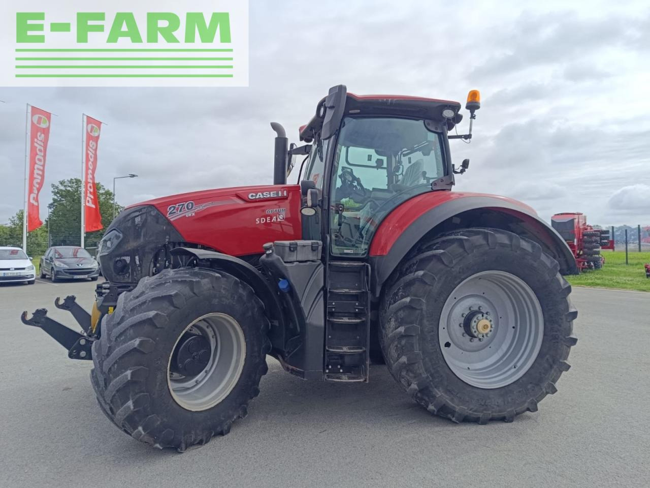 Case-IH optum 270 cvx CVX - Traktor: 2 kép. Case-IH optum 270 cvx CVX - Traktor: 2 kép.