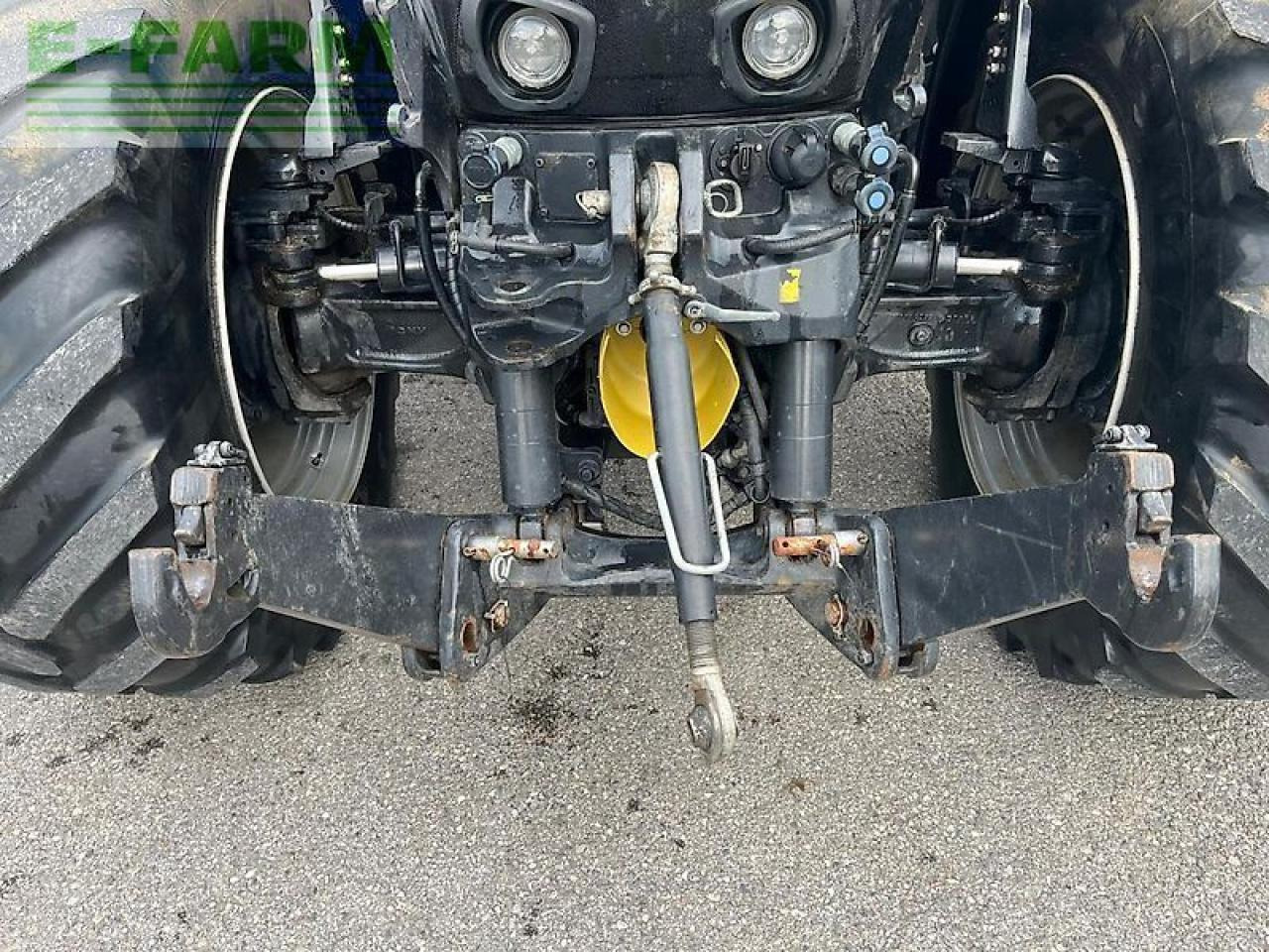 Case-IH optum 270 cvx CVX - Traktor: 3 kép. Case-IH optum 270 cvx CVX - Traktor: 3 kép.