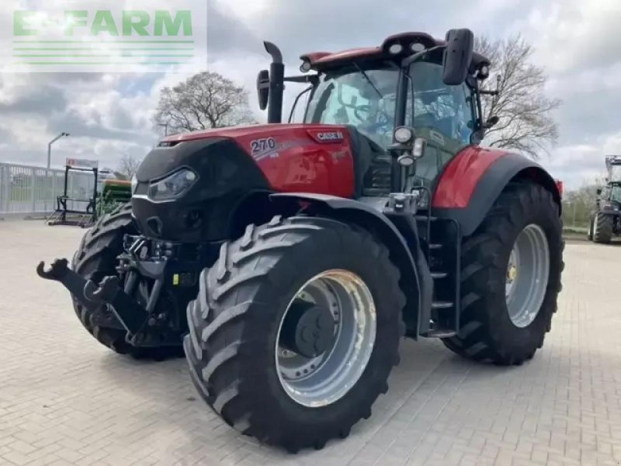 Case-IH optum 270 cvx CVX - Traktor: 2 kép. Case-IH optum 270 cvx CVX - Traktor: 2 kép.
