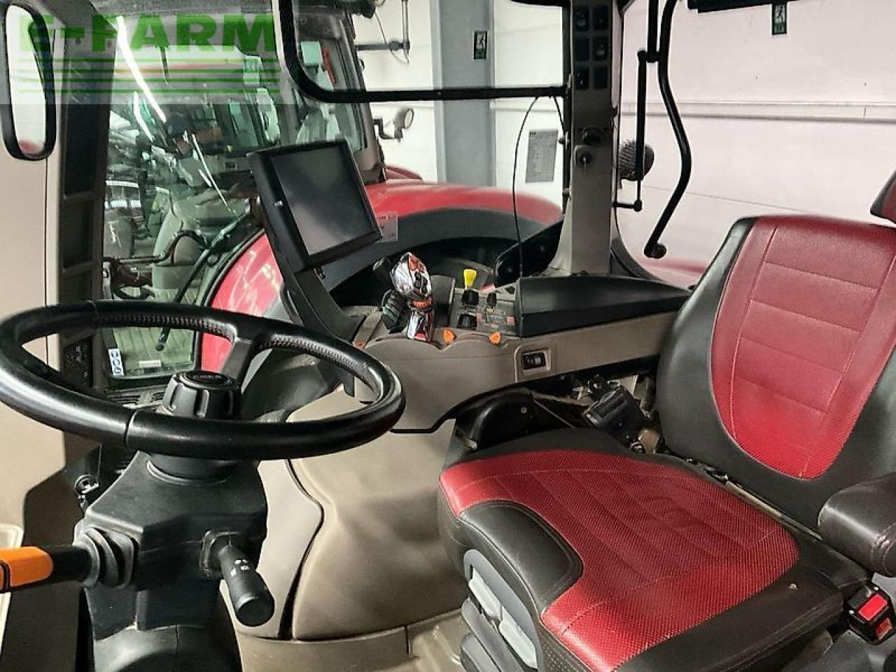 Case-IH optum 300 cvx st5 CVX - Traktor: 5 kép. Case-IH optum 300 cvx st5 CVX - Traktor: 5 kép.