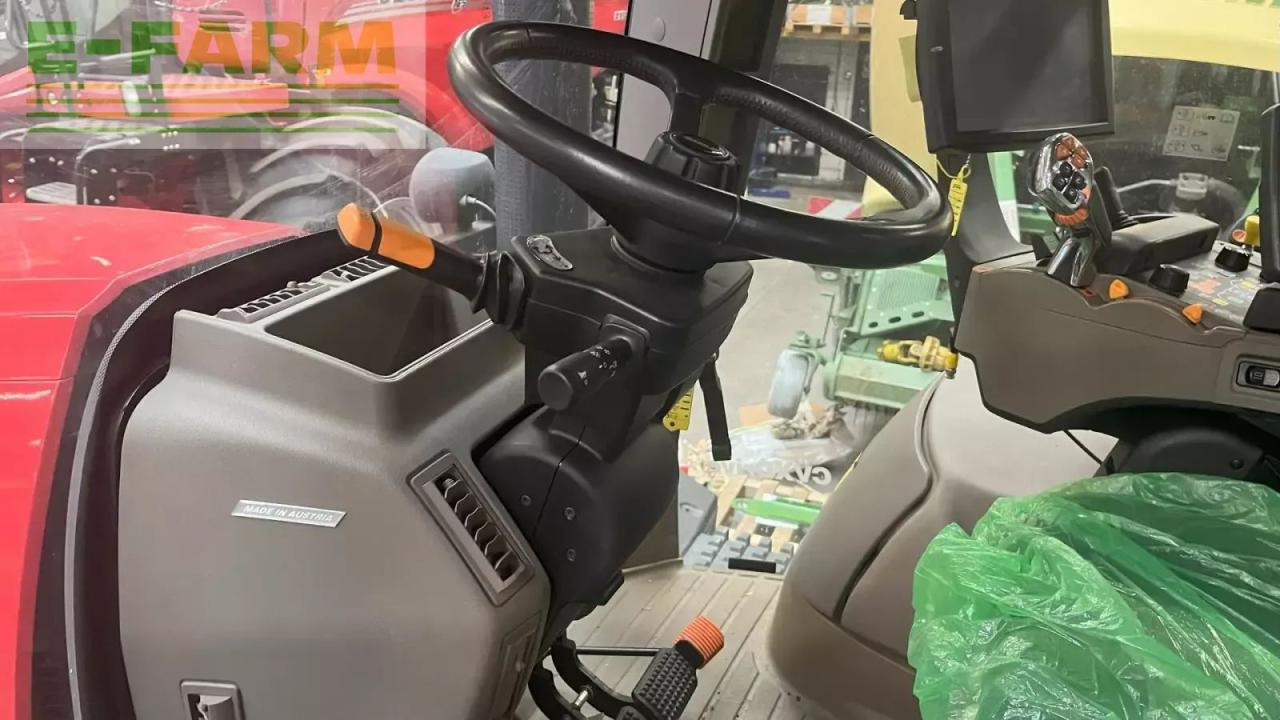 Traktor Case-IH optum 300 cvxdrive: 13 kép. Traktor Case-IH optum 300 cvxdrive: 13 kép.