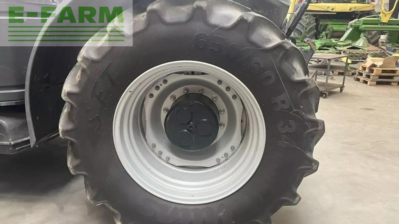 Traktor Case-IH optum 300 cvxdrive: 9 kép. Traktor Case-IH optum 300 cvxdrive: 9 kép.