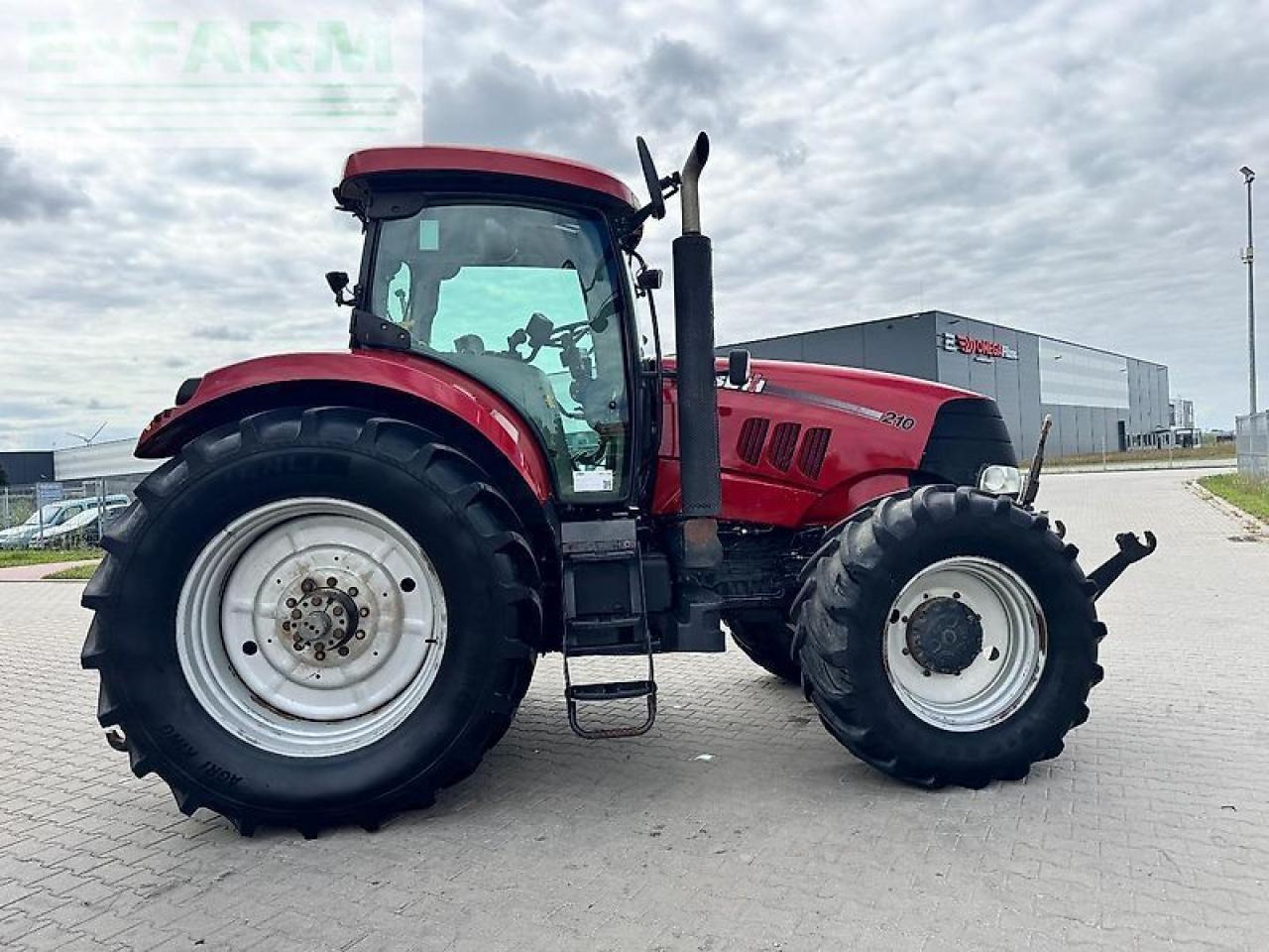 Case-IH puma 210 - Traktor: 3 kép. Case-IH puma 210 - Traktor: 3 kép.