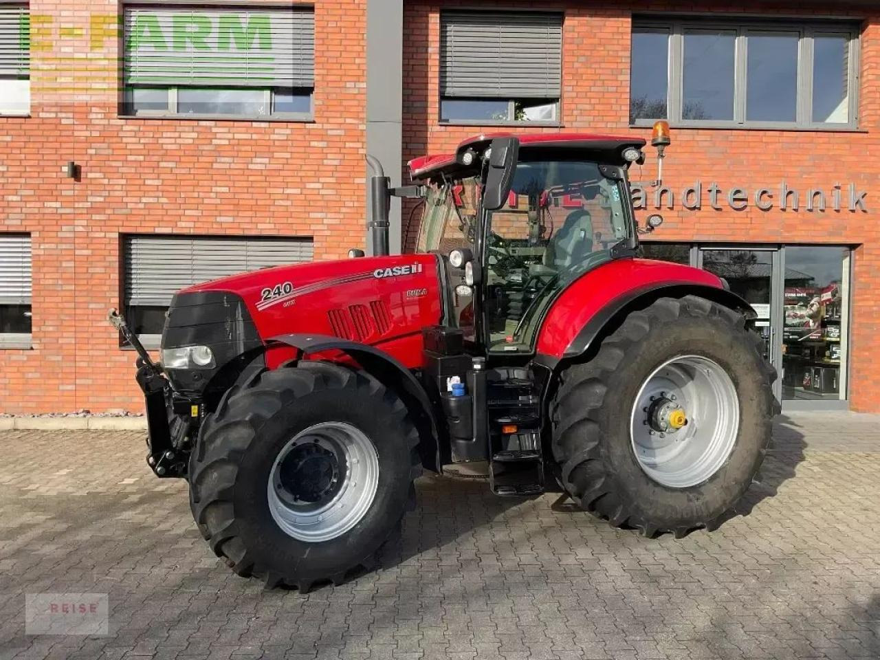 Case-IH puma 240 cvxdrive - Traktor: 1 kép. Case-IH puma 240 cvxdrive - Traktor: 1 kép.