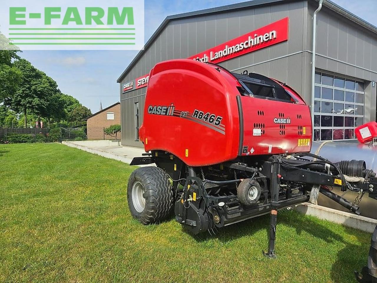 Case-IH rb465 vc rotor-cutter - Kocka bálázó: 2 kép. Case-IH rb465 vc rotor-cutter - Kocka bálázó: 2 kép.
