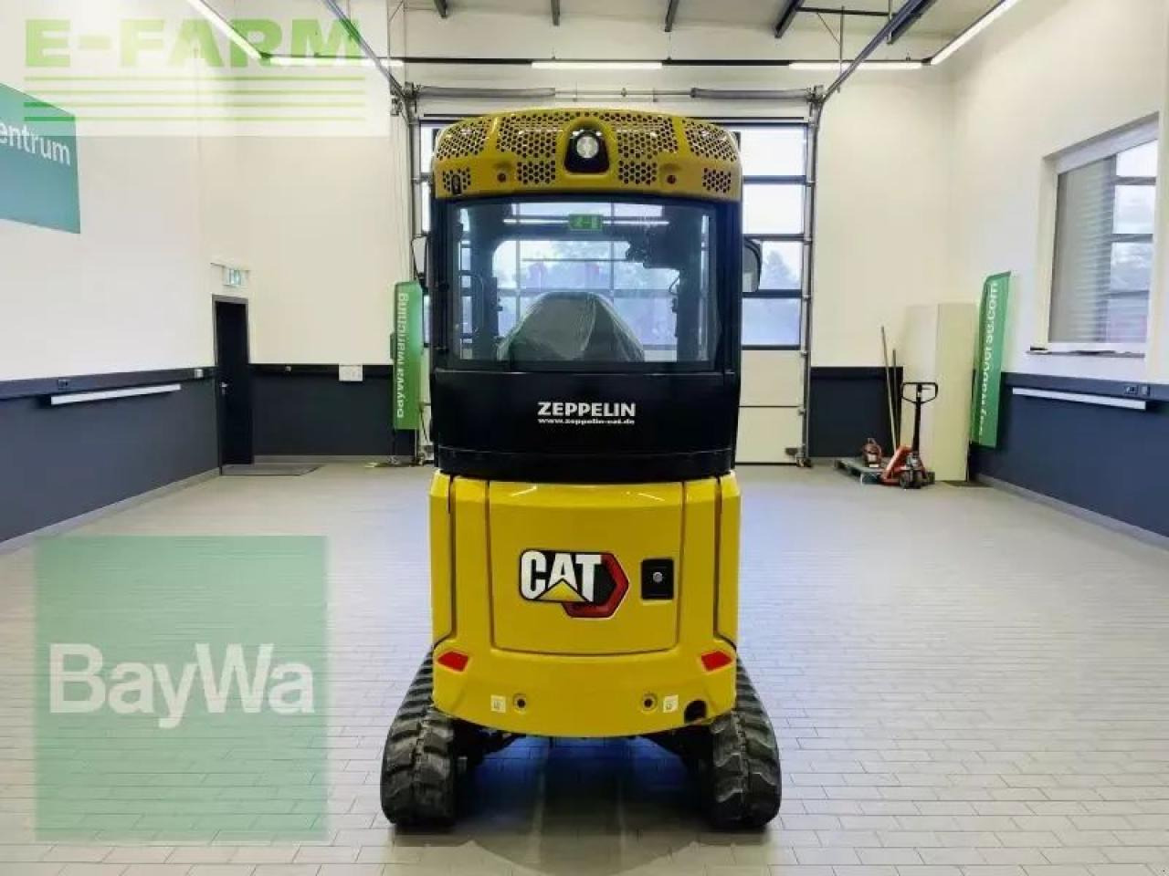 Caterpillar 301.8-05a - Minikotró: 5 kép. Caterpillar 301.8-05a - Minikotró: 5 kép.