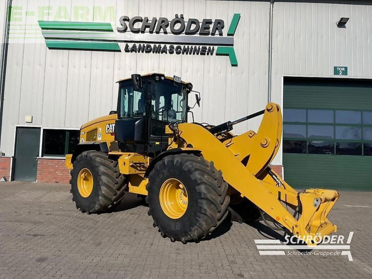 Caterpillar 926 m agrar - Minikotró: 1 kép. Caterpillar 926 m agrar - Minikotró: 1 kép.