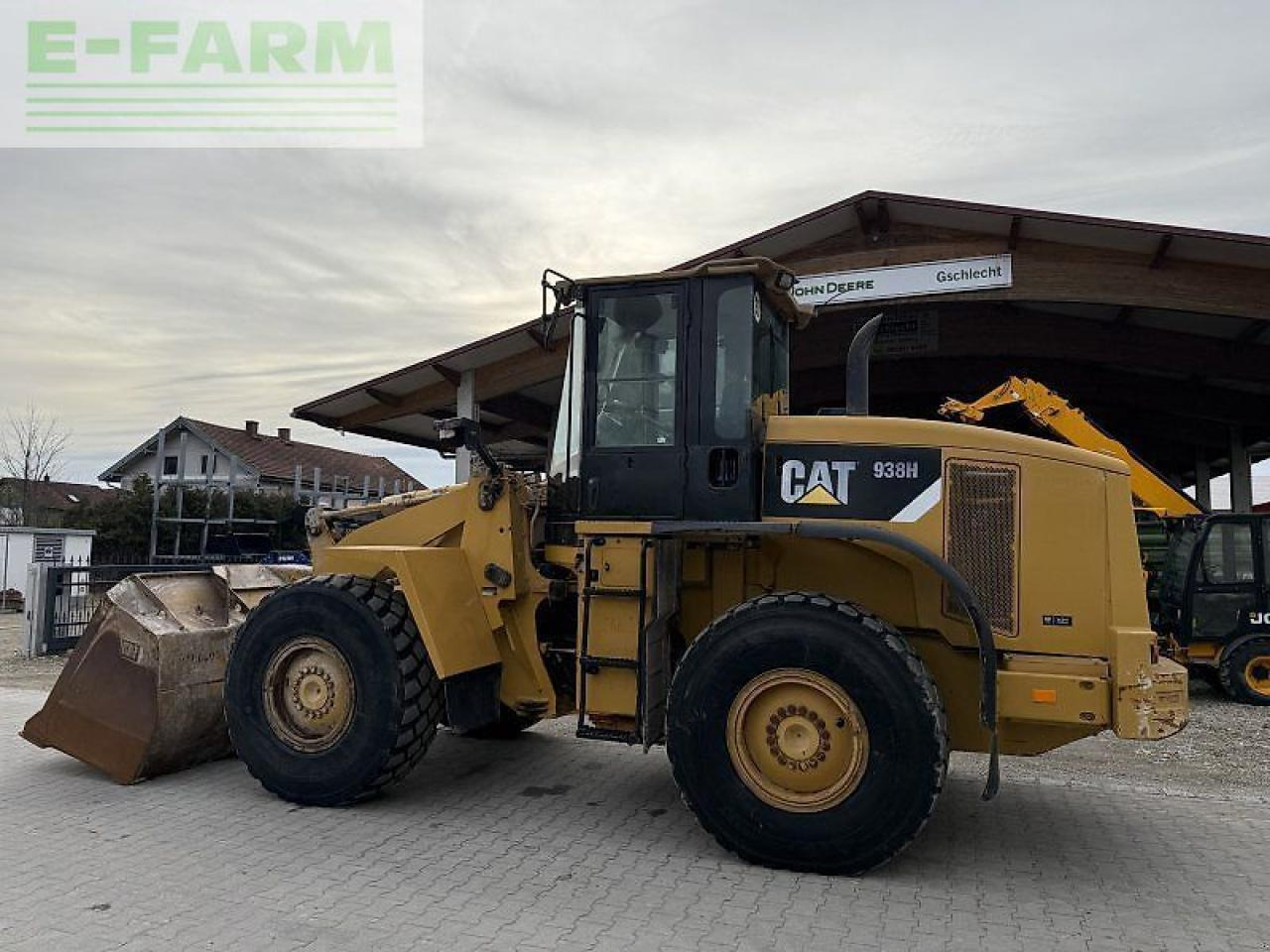 Caterpillar 938 h - Minikotró: 2 kép. Caterpillar 938 h - Minikotró: 2 kép.