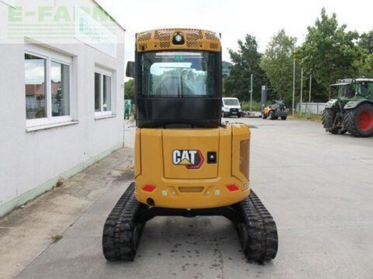 Caterpillar cat 303.5 cr - Minikotró: 4 kép. Caterpillar cat 303.5 cr - Minikotró: 4 kép.
