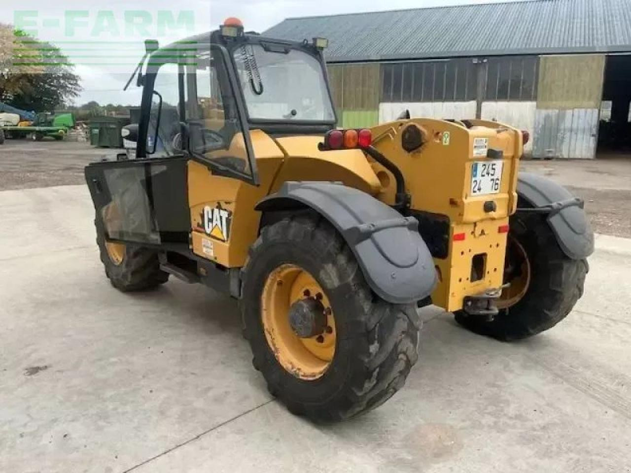 Caterpillar th220bma2 - Teleszkópos rakodó: 3 kép. Caterpillar th220bma2 - Teleszkópos rakodó: 3 kép.