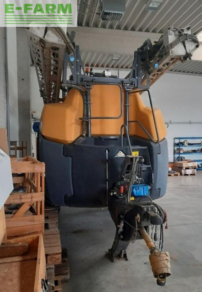 Challenger rg344 - Vontatott permetezők: 5 kép. Challenger rg344 - Vontatott permetezők: 5 kép.
