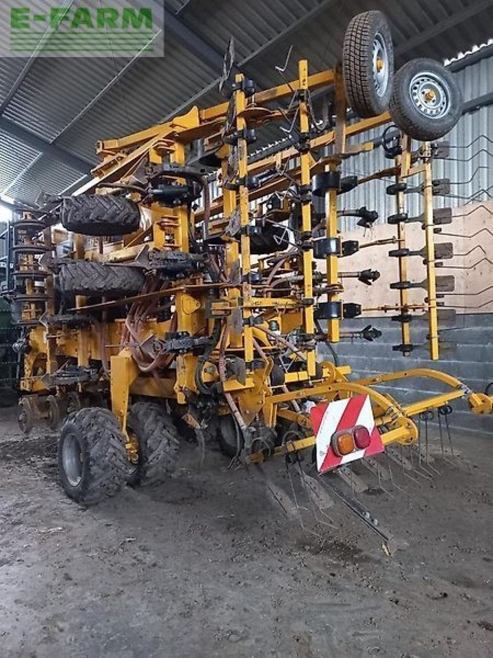 Claydon t6 hybrid s+f - Szemenkénti vetőgép: 3 kép. Claydon t6 hybrid s+f - Szemenkénti vetőgép: 3 kép.