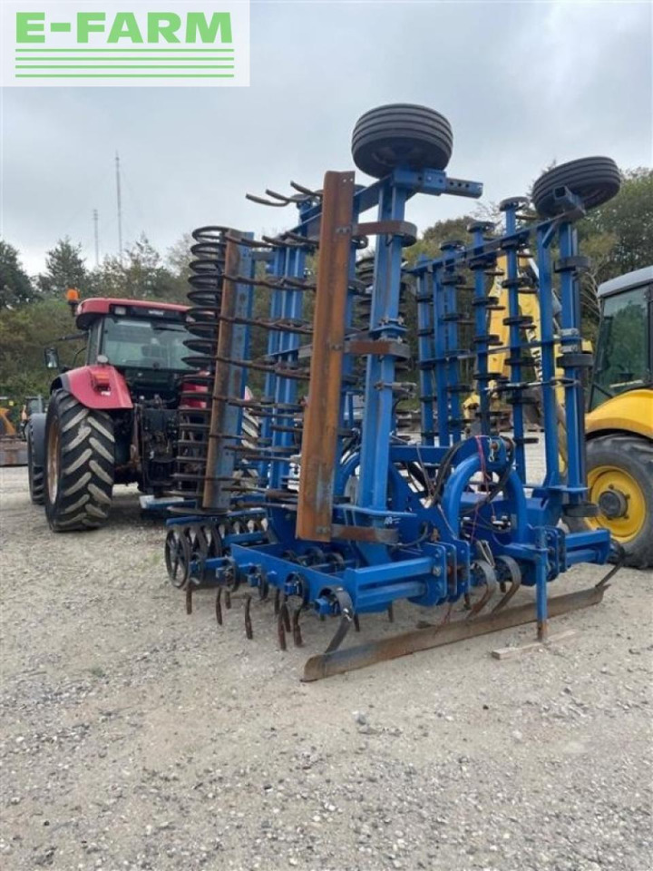 Dalbo cultilift 800 - Kombinált vetőgép: 4 kép. Dalbo cultilift 800 - Kombinált vetőgép: 4 kép.