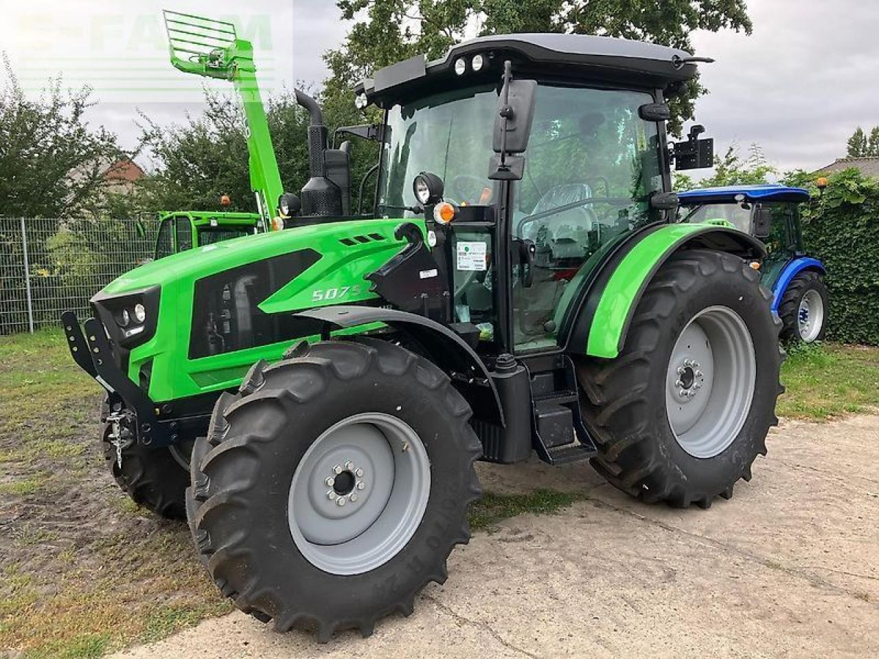 Deutz-Fahr 5075 keyline Keyline - Traktor: 1 kép. Deutz-Fahr 5075 keyline Keyline - Traktor: 1 kép.