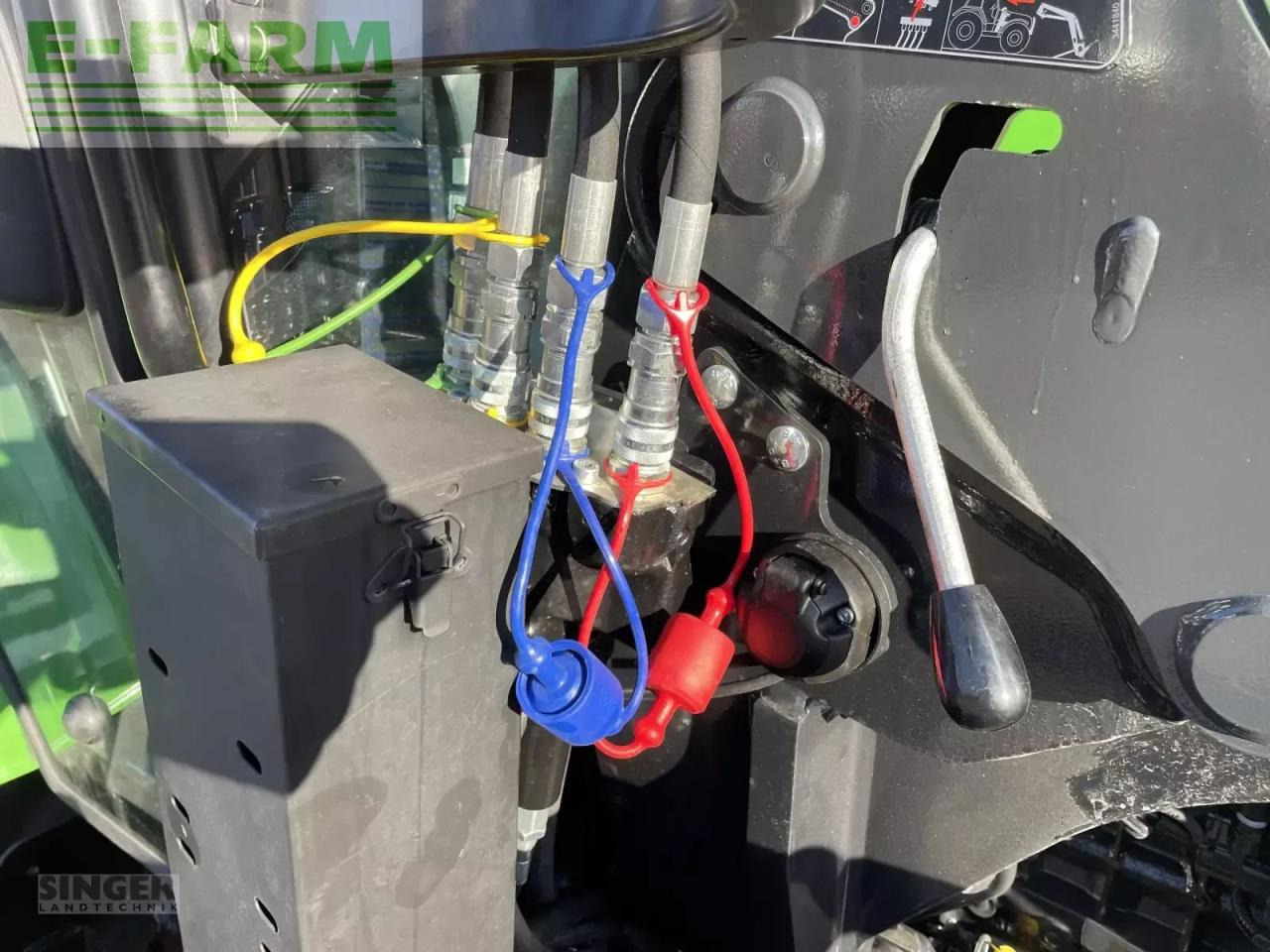 Deutz-Fahr 5080 d keyline + stoll frontlader Keyline - Traktor: 3 kép. Deutz-Fahr 5080 d keyline + stoll frontlader Keyline - Traktor: 3 kép.