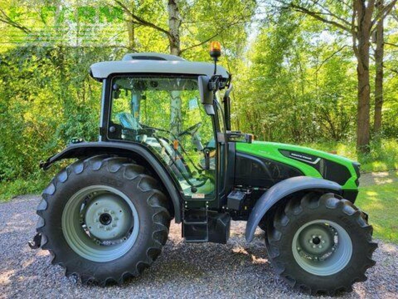 Deutz-Fahr 5105 d gs stage v - Traktor: 1 kép. Deutz-Fahr 5105 d gs stage v - Traktor: 1 kép.