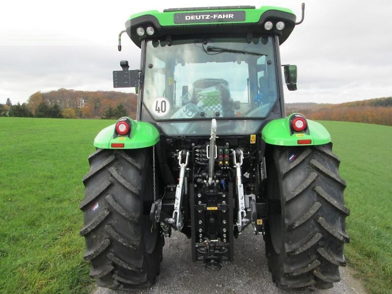 Deutz-Fahr 5105 gs - Traktor: 4 kép. Deutz-Fahr 5105 gs - Traktor: 4 kép.