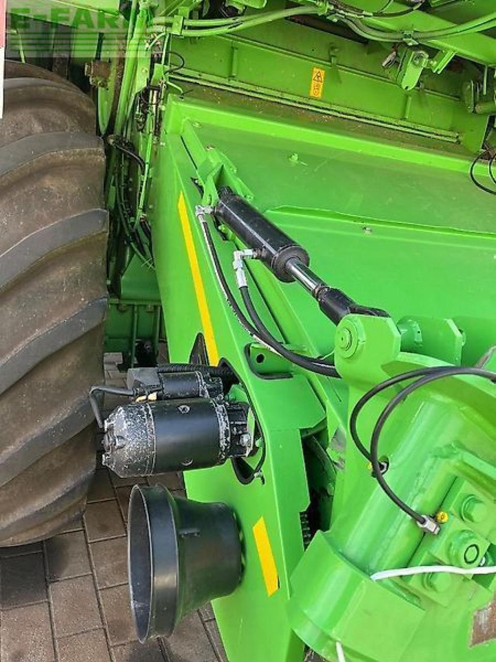 Deutz-Fahr 5690 hts - Kombájn: 3 kép. Deutz-Fahr 5690 hts - Kombájn: 3 kép.