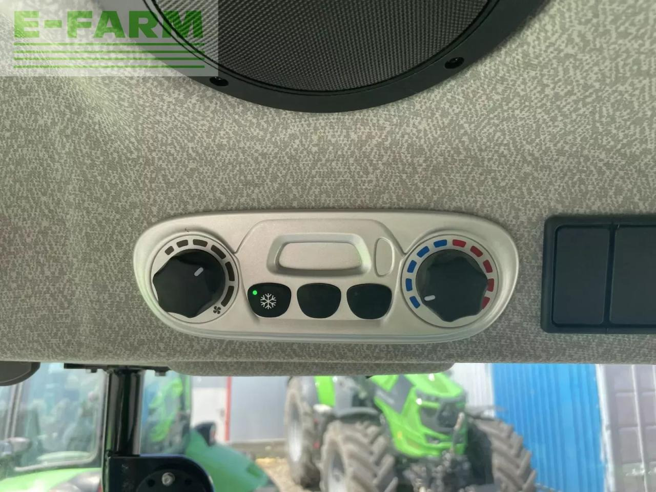 Deutz-Fahr 6115 c gs - Traktor: 3 kép. Deutz-Fahr 6115 c gs - Traktor: 3 kép.